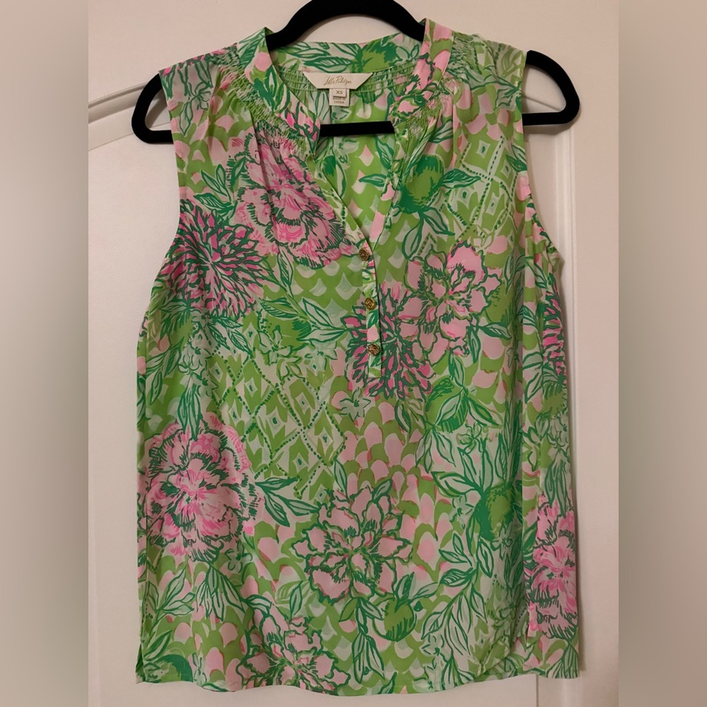 Lilly Pulitzer sleeveless Elsa top in lime feeling good